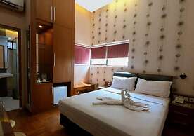 Omahqu Guest House