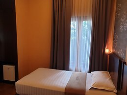 Omahqu Guest House