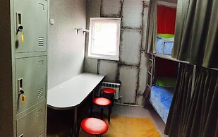 Alma Cinema Hostel