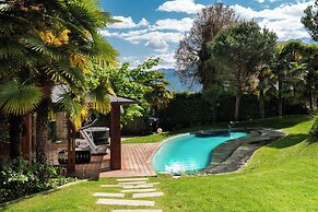 Montreux Rotana Villa