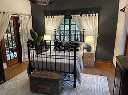 Sandton Farmhouse