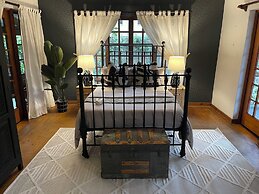 Sandton Farmhouse