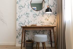 Bloom House by Sweet Porto