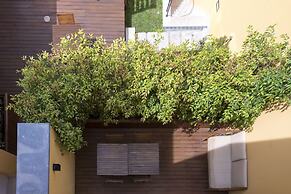 Bloom House by Sweet Porto