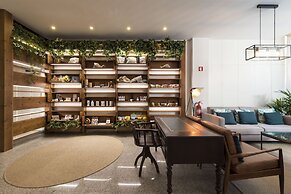 Bloom House by Sweet Porto