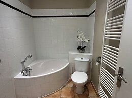 Hotel La Bastide Saint Martin