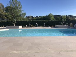 Hotel La Bastide Saint Martin