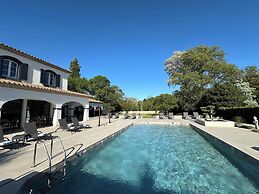 Hotel La Bastide Saint Martin