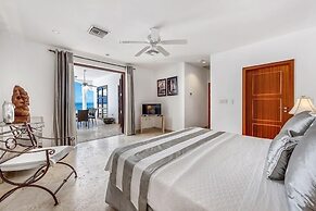 Villa Mumbai