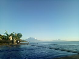 Cave Beach Bungalow