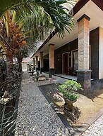 Cave Beach Bungalow