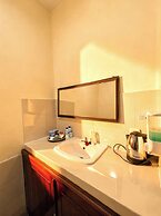 Cave Beach Bungalow