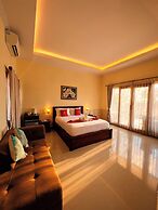 Cave Beach Bungalow