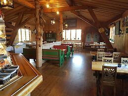 Dovregubbens Hall