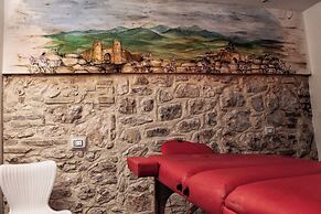 Collis Petri Relais