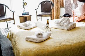 Hotel Razvan