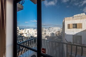 Seashells 2 Bedroom Apartment by Getaways Malta