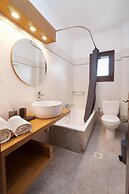 Tettix Summer House