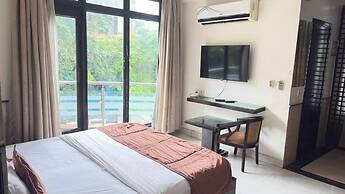Hotel Aadhar