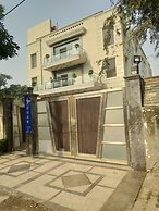 Hotel Aadhar