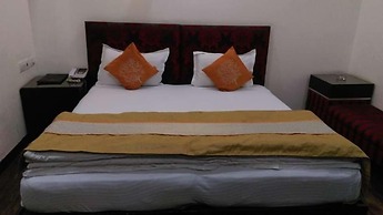 Hotel Aadhar