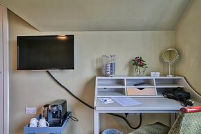 Heartseed House B&B