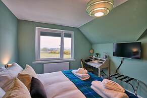 Heartseed House B&B