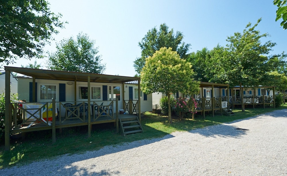 Camping Baia Verde