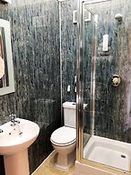 Dunedin Guest House