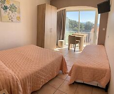 Hotel Alata