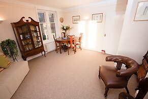 Abbey Court