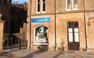 Abbey Court