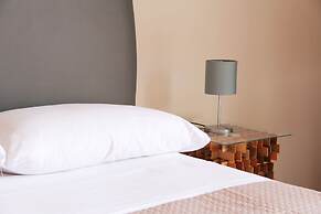 Urban Pop Hostel & BnB