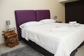 Urban Pop Hostel & BnB