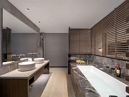 Novotel Nantong Center