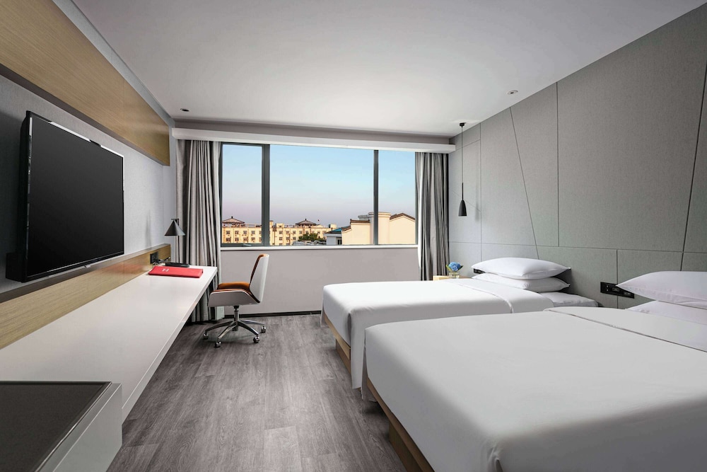 Ramada by Wyndham Yangzhou Slender West Lake