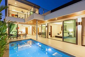 Exquisite Thai Balinese Pool Villa Mika
