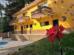 Villa Monteli Suites