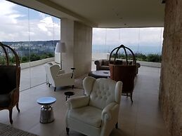 Luxury Residence Suites Design Style
