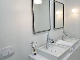 Luxury Residence Suites Design Style