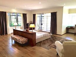 PINK FLAMINGO BOUTIQUE HOTEL