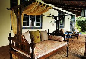 PINK FLAMINGO BOUTIQUE HOTEL
