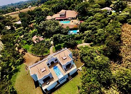 PINK FLAMINGO BOUTIQUE HOTEL
