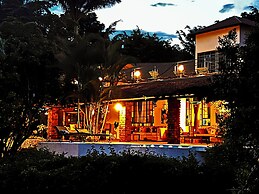PINK FLAMINGO BOUTIQUE HOTEL