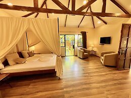 PINK FLAMINGO BOUTIQUE HOTEL