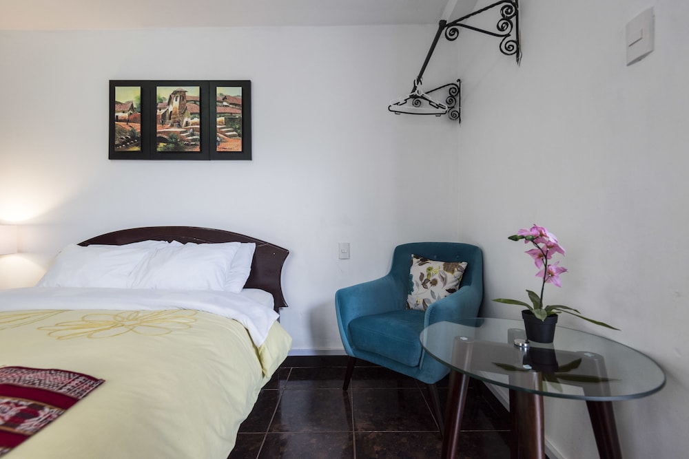 Pension Sanbleña B&B