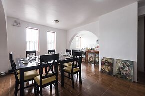 Pension Sanbleña B&B