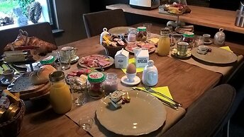 B&B Rosteline