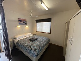 Acacia Caravan Park
