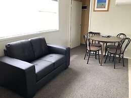 Acacia Caravan Park